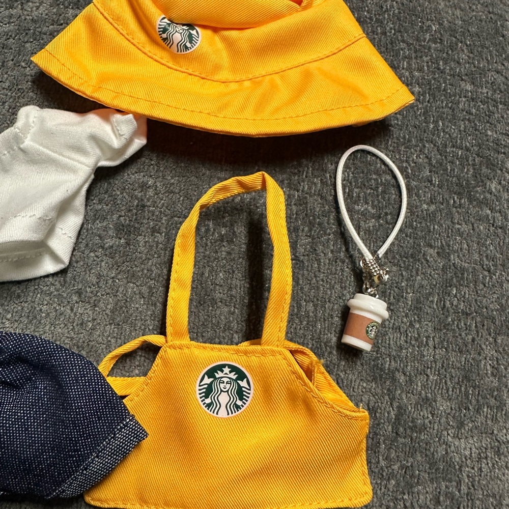 Labubu Clothes Coffee Worker Barista 5 Piece Set Starbucks Apron Shorts Cup View 4